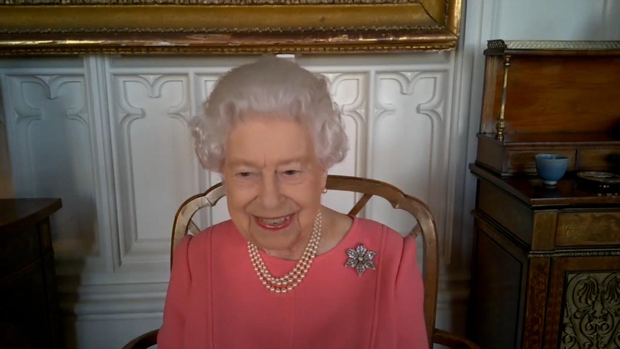 The Queen was seen wearing the diamond flower brooch, which she first wore in 1947 in her official engagement photos with Prince Philip.