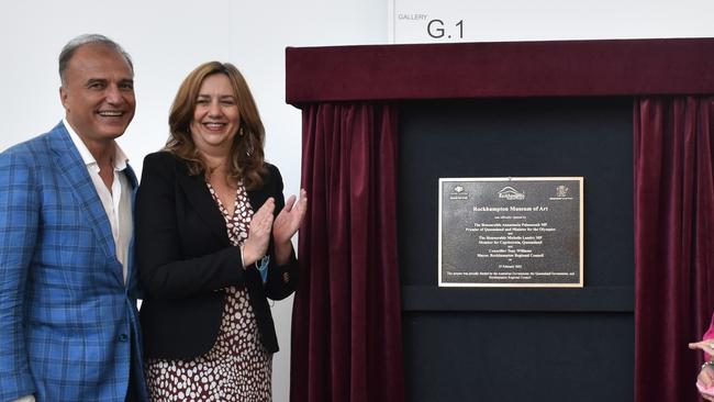 Queensland Premier Annastacia Palaszczuk with partner Dr Reza Adib as they unveil the plaque for the Rockhampton Museum of Art on February 25, 2022.