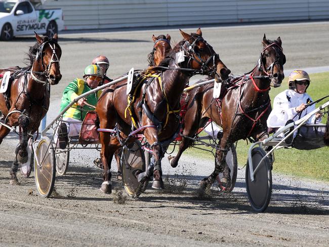 One of the last races on the Parklands track. Picture: Supplied.