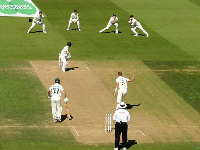 Battle for Ashes Test hosting rights heats up