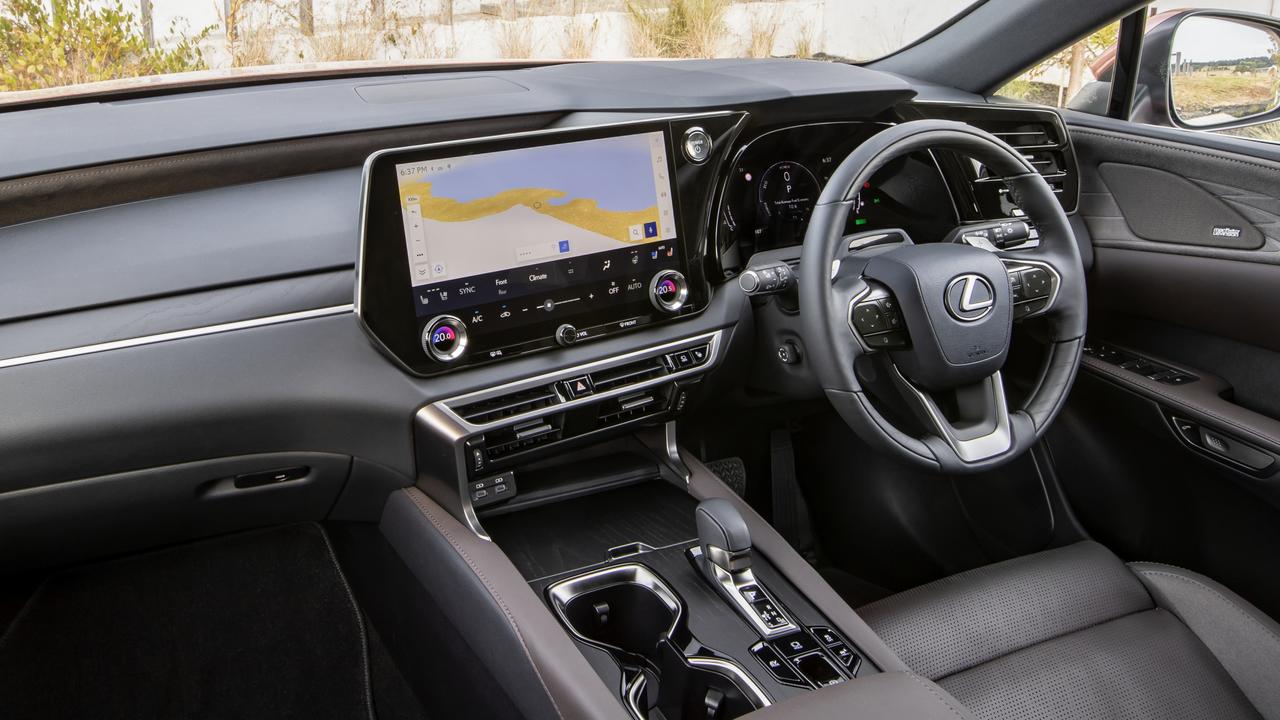 Interior features in the Lexus RX 350h Sports Luxury