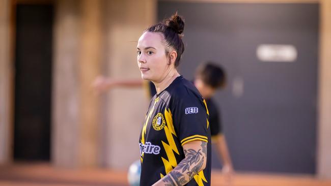 Lauren Riley hit the ground running for Mindil Aces in the 2023 NT Football Women's Premier League. Picture: Daniel Abrantes