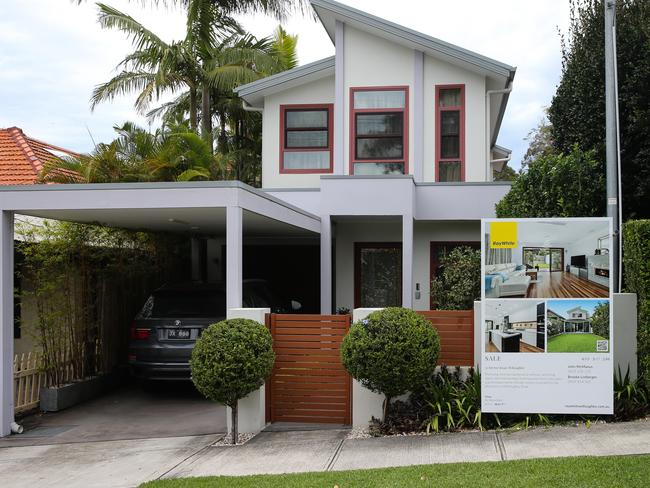 SYDNEY, AUSTRALIA: NewsWire Photos: APRIL 02 2024: A general stock view of a for sale sign on a home in the North Shore of Sydney, as Australian house prices hit record high for fifth consecutive month, making it increasingly difficult for new home buyers to get into the property market with the added cost of inflation. Picture: NCA NewsWire/ Gaye Gerard