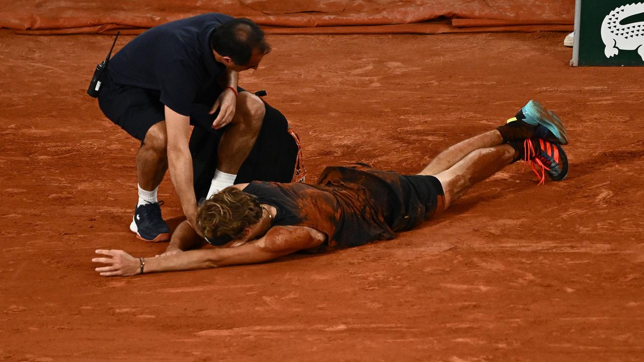 Zverev was in a world of pain. (Photo by Anne-Christine POUJOULAT / AFP)