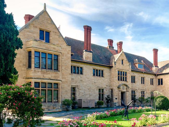 Andrey Moisseyev  . Adelaide, Australia - October 23, 2016: Carrick Hill estate  located at the foot of the Adelaide Hills. It is a historic property  accessible for public