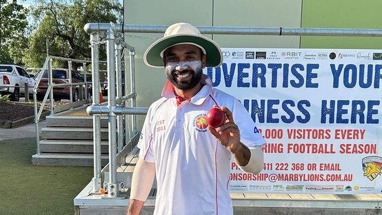 Julian De Zilva tore through the Sunshine Heights batting line-up.