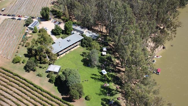 Echuca winery Cape Horn has prime Murray River frontage | The