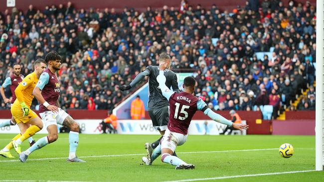 Jamie Vardy scores Leicester’s first goal against Aston Villa. Picture: Getty Images