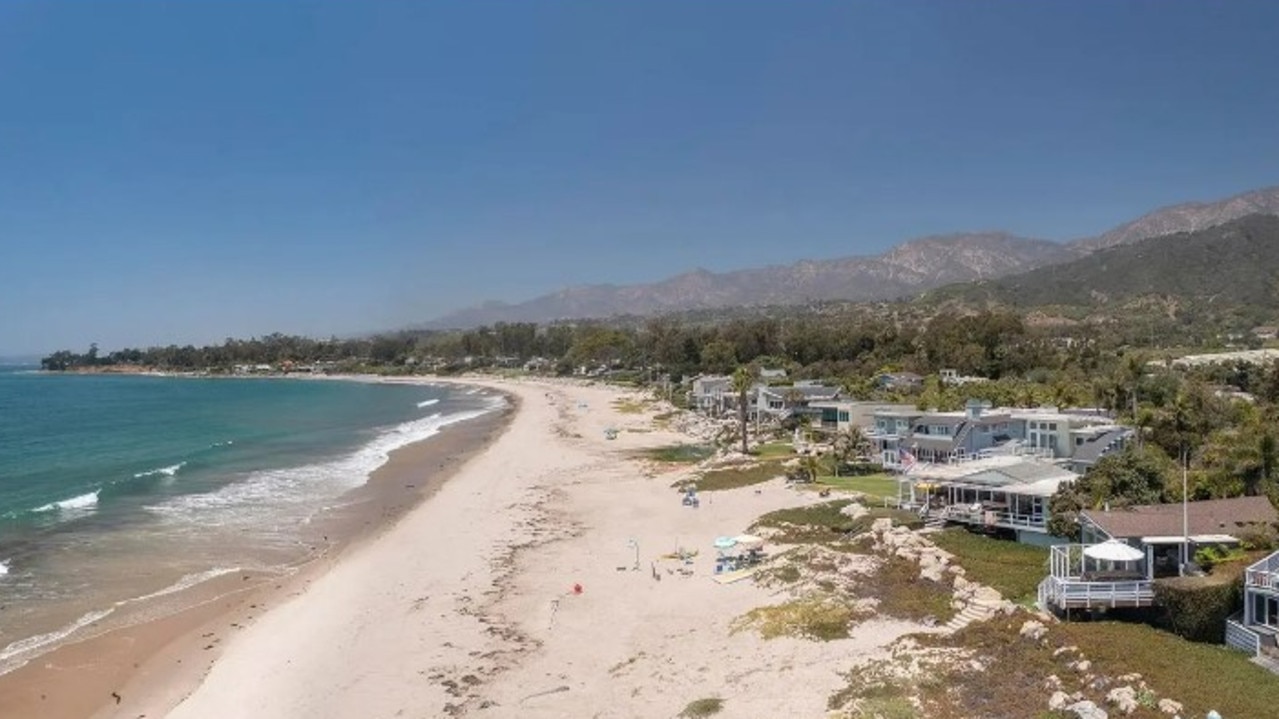 The home backs right onto the beach. Picture: Realtor/Berkshire Hathaway