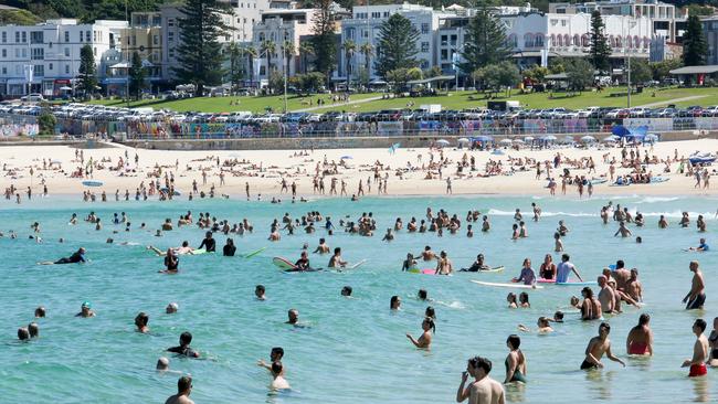 Giving the public vague messages about isolation clearly isn’t working, as we saw at Bondi Beach on Friday. Picture: AAP/John Fotiadis