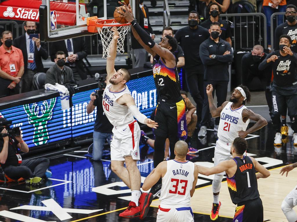 Phoenix’s DeAndre Ayton tips in the game-winner to give the Suns an epic playoff win against the LA Clippers. (Photo by Christian Petersen/Getty Images)