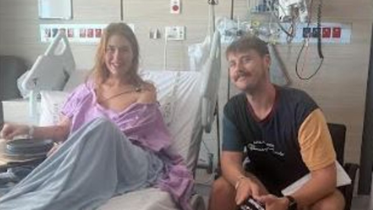 Sarah and Shannon Goodsell in hospital. Picture - contributed.