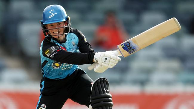 PERTH, AUSTRALIA - NOVEMBER 03: Katie Mack of the Strikers bats during the WBBL match between Adelaide Strikers and Sydney Sixers at WACA, on November 03, 2023, in Perth, Australia. (Photo by Will Russell/Getty Images)