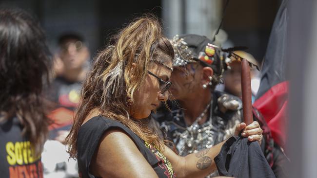 Naarm/Melbourne: Huge crowds gathered outside Victorian Parliament House in Melbourne for the annual Invasion Day Rally, with a speech from Greens senator Lidia Thorpe. Picture: NCA NewsWire/Valeriu Campan