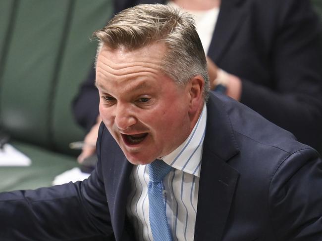 CANBERRA, AUSTRALIA, NewsWire Photos. NOVEMBER 14, 2023: Climate Change and Energy minister Chris Bowen during Question Time at Parliament House in Canberra. Picture: NCA NewsWire / Martin Ollman