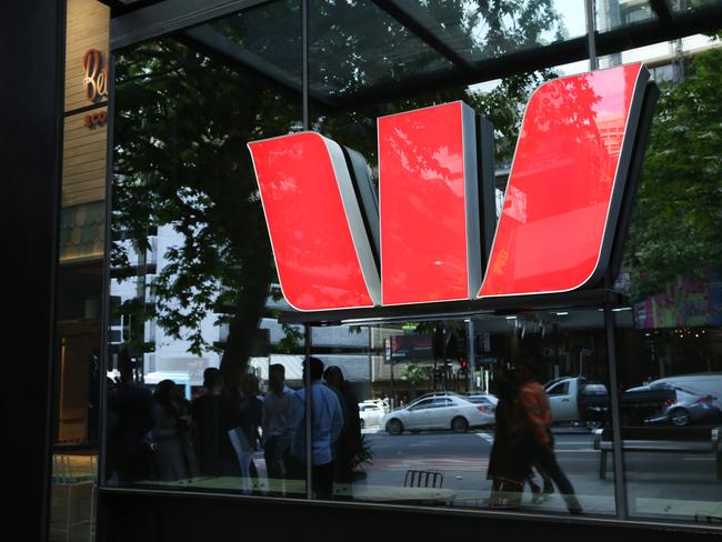 04/11/2022. WESTPAC. Business stock logo pictures. Sydney CBD. Britta Campion / The Australian