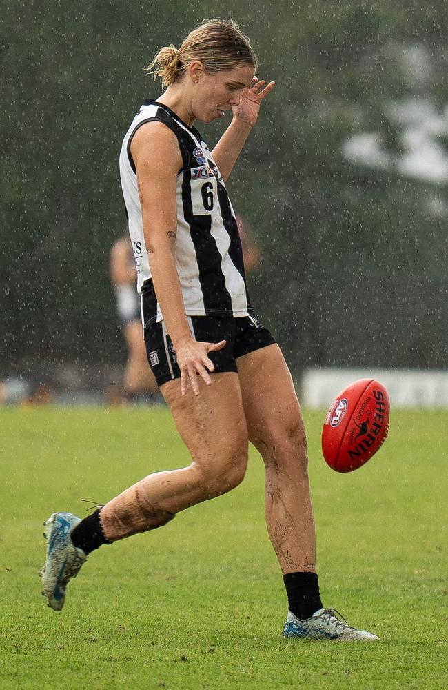 Palmerston Magpies' Ella Ward has continued her form into the new year. Picture: Jack Riddiford / AFLNT Media