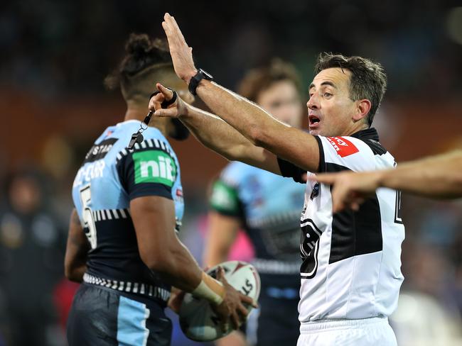 ADELAIDE, AUSTRALIA - NOVEMBER 04: Referee Gerard Sutton signals 10 minutes in the sin bin for Felise Kaufusi of the Maroons during game one of the 2020 State of Origin series between the Queensland Maroons and the New South Wales Blues at the Adelaide Oval on November 04, 2020 in Adelaide, Australia. (Photo by Mark Kolbe/Getty Images)