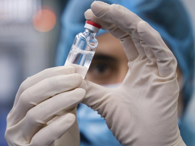 Vaccines giant mandates staff jabs