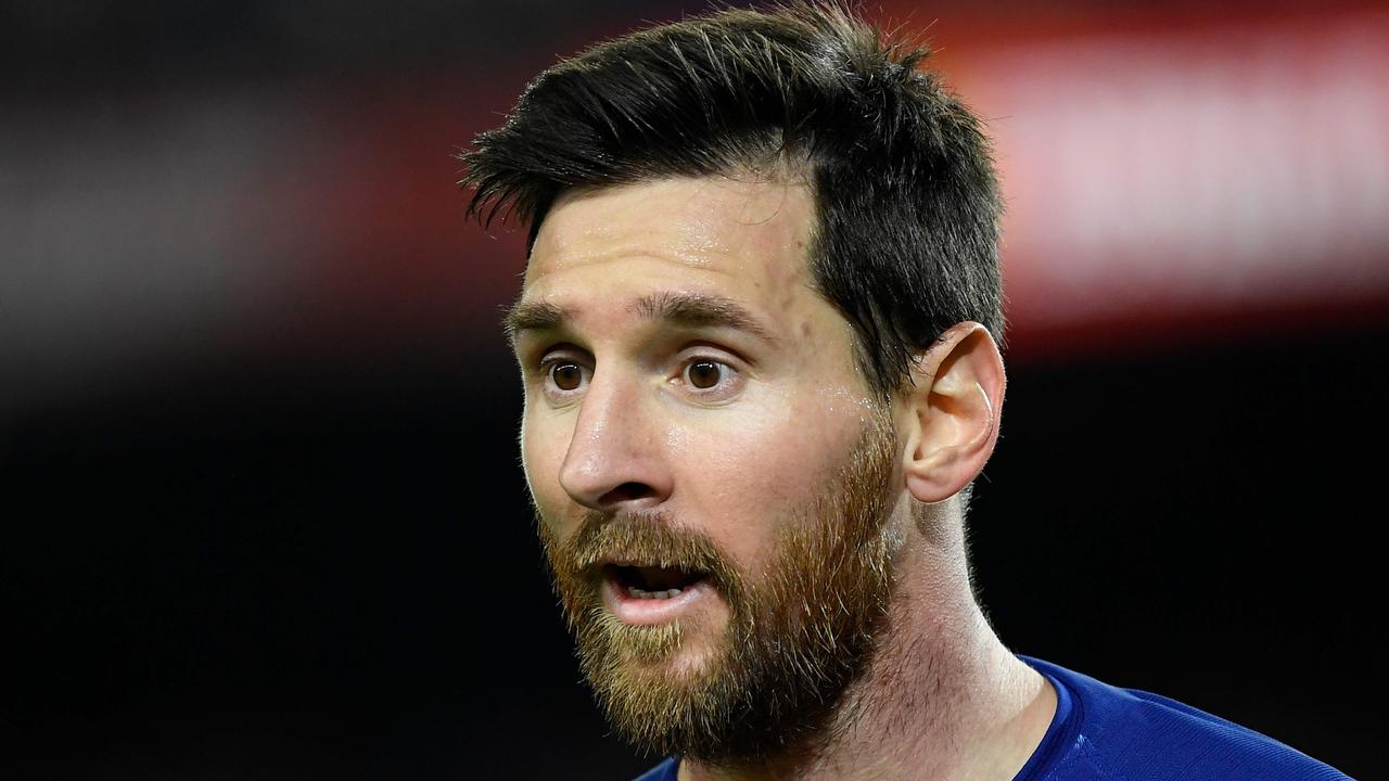 Lionel Messi hits back at criticisms made by Barcelona’s Sport Director Eric Abidal.