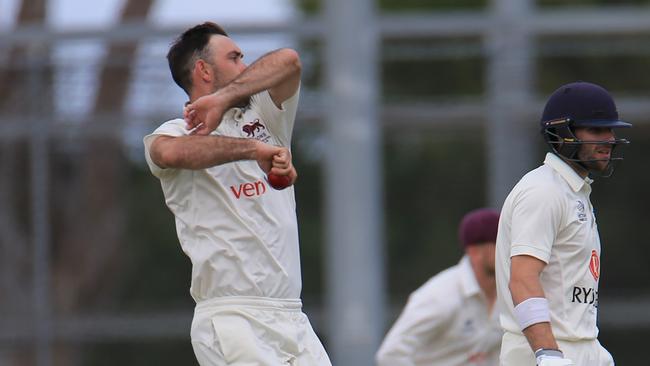 Glenn Maxwell bowling the red ball for Fitzroy Doncaster in 2019-20.