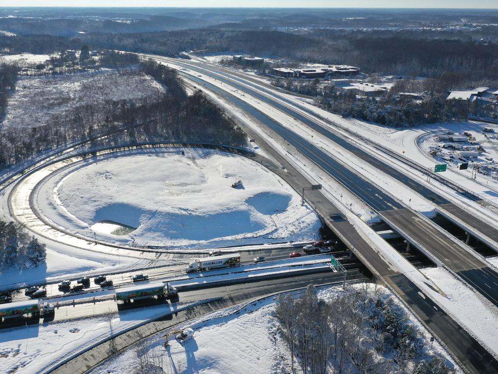 North and southbound lanes of I-95 are empty in Fredericksburg, Virginia. Picture: Chip Somodevilla/Getty Images/AFP