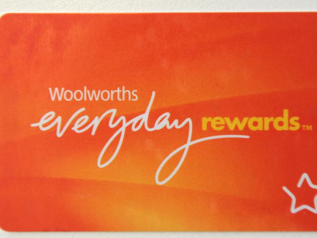 Woolworths everyday rewards customer loyalty card used by Australian shoppers.