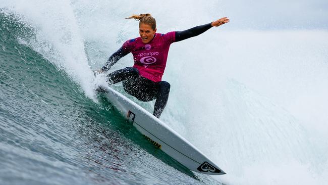 Stephanie Gilmore in action at Bells Beach.