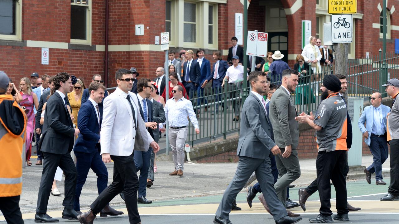 Race goers arrive at the Caulfield Cup. Picture: NCA NewsWire / Andrew Henshaw