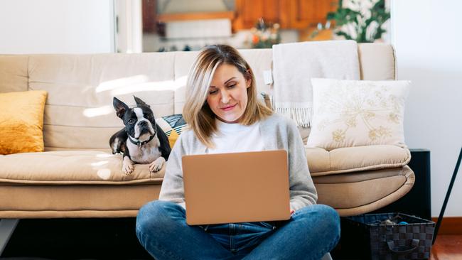 woman studying at home.