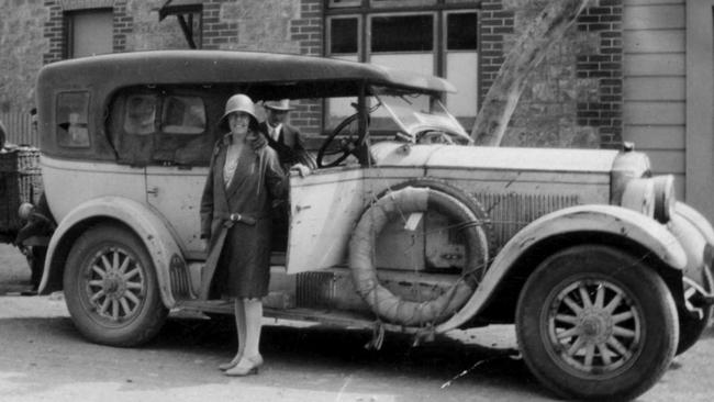 Motor coach operator Sylvia Birdseye in 1920s during her Eyre Peninsula mail run.