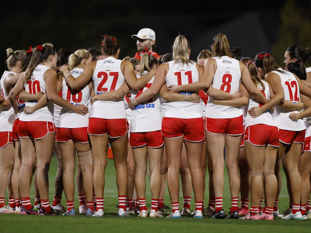 The study found AFLW players reported poorer mental health and sleep patterns than their male counterparts. Picture: Darrian Traynor