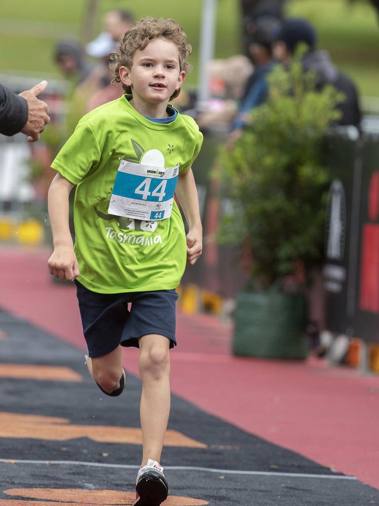 Tasmania Ironkids event: Ironman 70.3 kids run | Photos | The Mercury