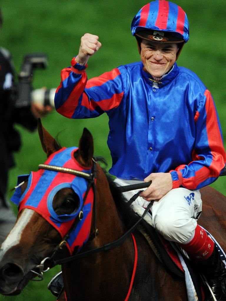 Moonee Valley. Craig Williams wins the 2011 Cox Plate on Pinker Pinker.