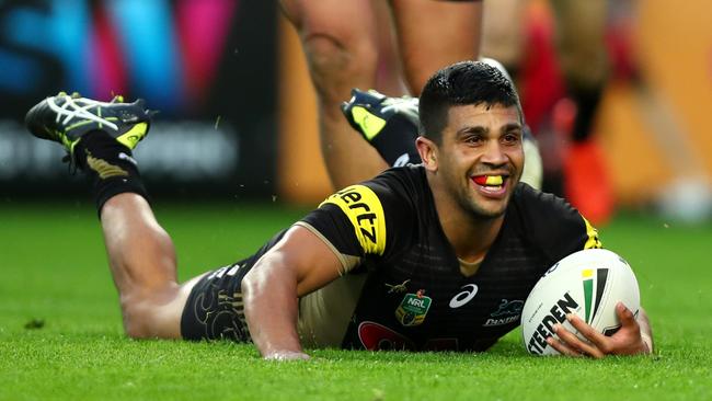 Peachey will link up with a host of former Panthers.