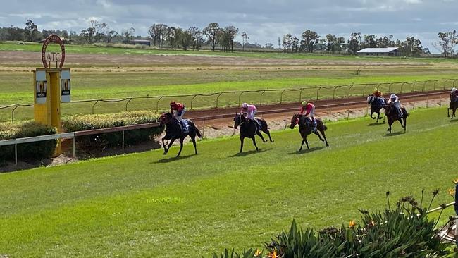 Conqueress wins the second race at Atherton on Saturday from Yalanji.