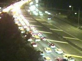 Bruce Highway traffic chaos after three car crash Tuesday night.