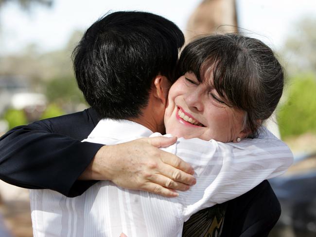 Gabi Hollows is reunited with Tran van Giap in Bourke, 15 years after Fred’s death in 1993.