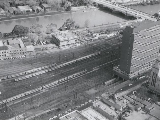 The tower on the left of the picture beside the railway tracks made for quite an eyesore. Picture: HWt Library.