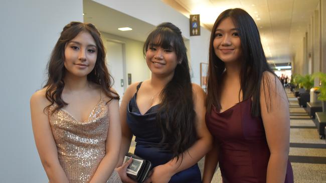 Pia Reynoso, Abi Fontelera and Jamena Sumido at the Mackay State High School formal at the MECC, on Wednesday November 18. Picture: Zizi Averill