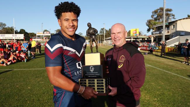 Ipswich SHS captain Josiah Pahulu with Allan Langer, Ipswch SHS’s most famous past student. Picture: Nigel Hallett