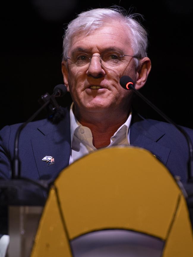 Steven Lowy addressing the crowd. Picture: NewsWire / Monique Harmer