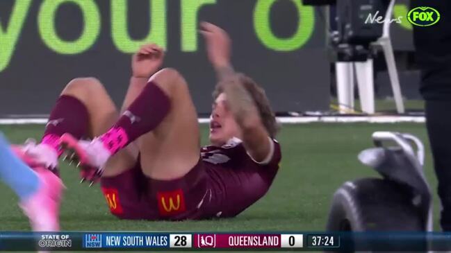 Latrell Mitchell takes out Reece Walsh in off-the-ball hit