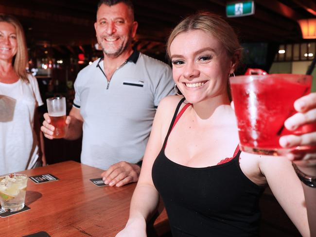 3rd October 2020, The Avenue Bar, Surfers paradise, Queensland. Danielle Romijin toasts her friends Sofee Mathieson, Michael Russo and Karin DriessenPhoto: Scott Powick News Corp