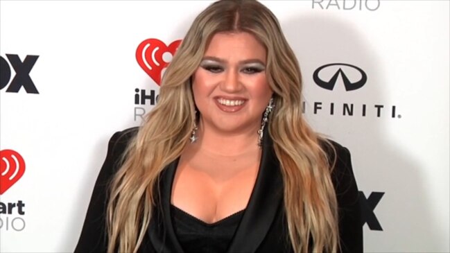 Kelly Clarkson’s gross shower habit divides fans | Gold Coast Bulletin