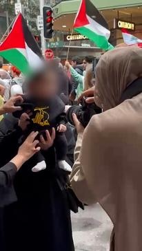 Toddler wears Hezbollah T-shirt at Sydney protest