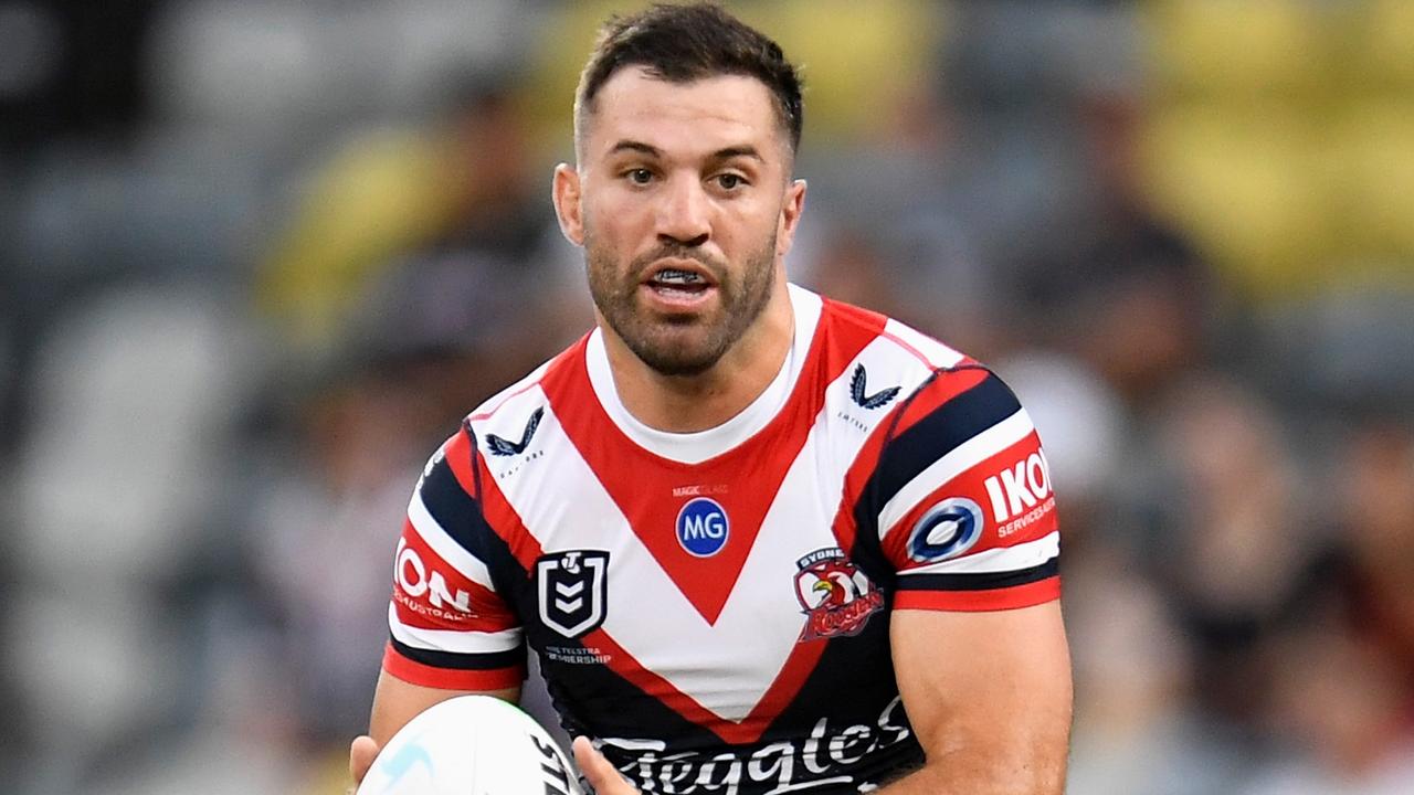 TOWNSVILLE, AUSTRALIA - SEPTEMBER 11: James Tedesco of the Roosters runs the ball during the NRL Elimination Final match between Sydney Roosters and Gold Coast Titans at QCB Stadium, on September 11, 2021, in Townsville, Australia. (Photo by Ian Hitchcock/Getty Images)