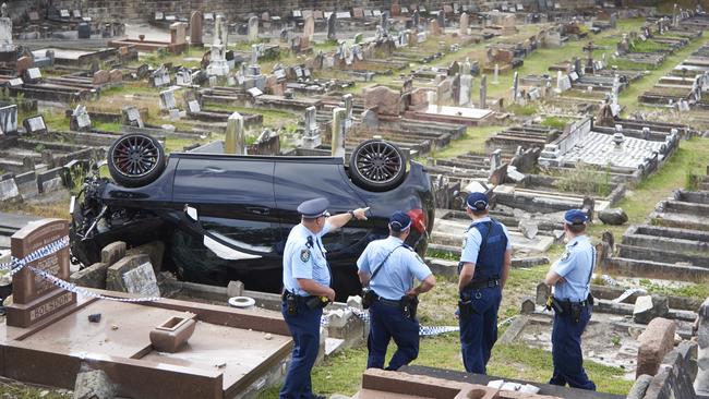 A man is under police guard in hospital. Picture: AAP / Aaron Bunch