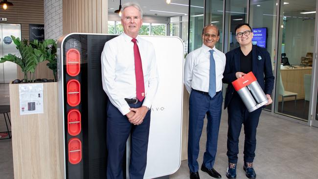 SCG chairman Maha Sinnathamby, deputy chairman Bob Sharpless and LAVO CEO Alan Yu.