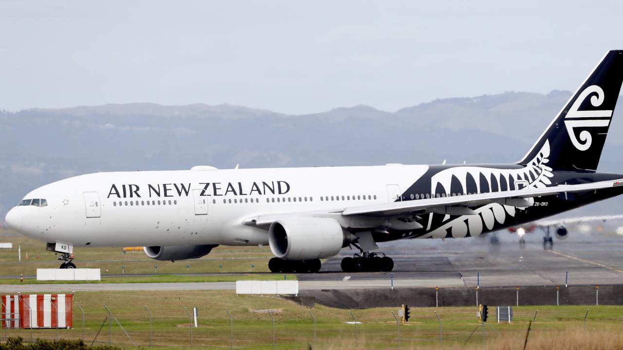 17 travellers who arrived in Sydney on Friday from New Zealand were stopped when they tried to enter Melbourne. Picture: Hannah Peters/Getty Images